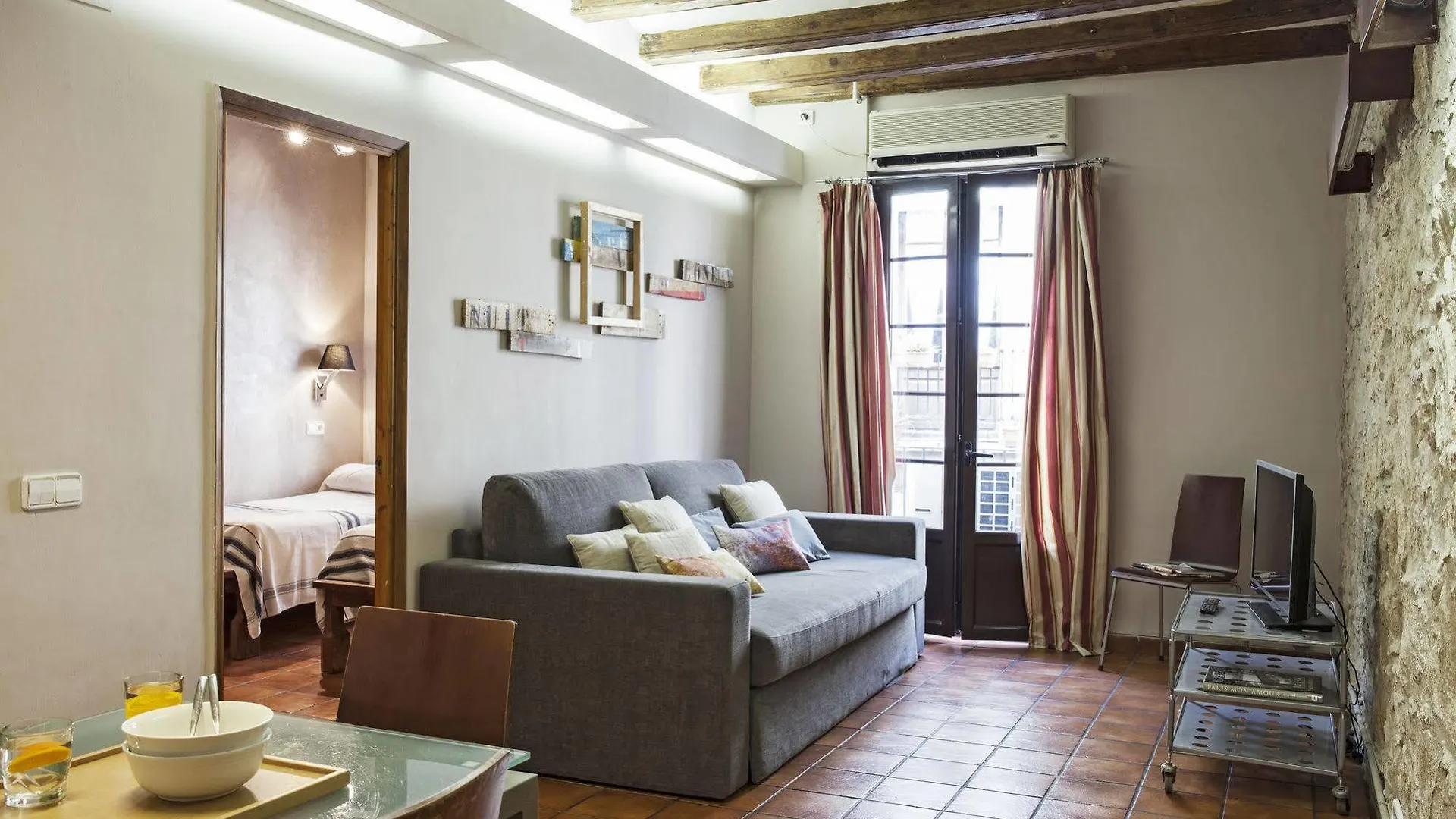 Ainb Las Ramblas-Guardia Apartments Barcelona