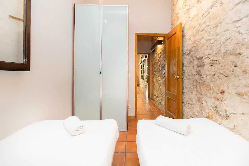 Ainb Las Ramblas-Guardia Apartments Barcelona